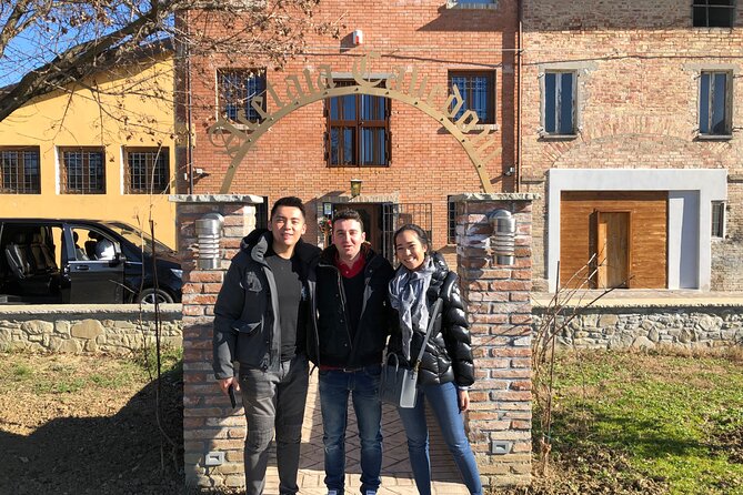 Cavedoni Balsamic Vinegar Tour: The Oldest in Modena - Practical Details: Meeting Point, Group Size, and Timing