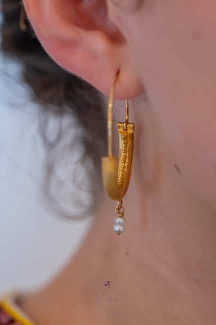 Cavtat: Guided Tour through Banac Gallery with Expert Guide - The Art Collection and Van Gogh’s "Sunflowers"