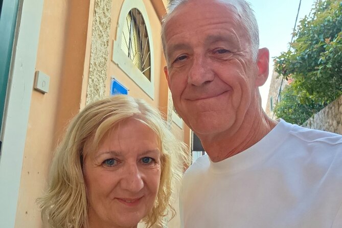 Cavtat Old Town: Exploration Game and Tour - Discovering the Artistic Legacy at Vlaho Bukovac House