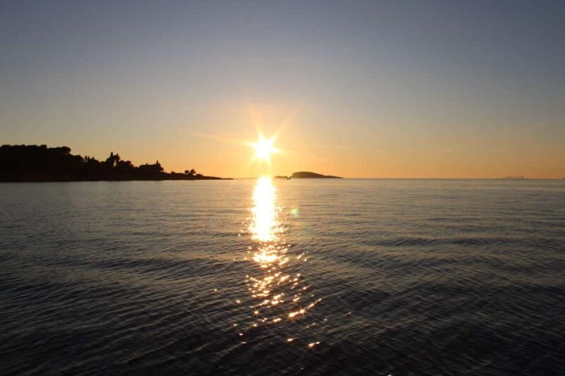 Cavtat: Romantic Sunset Cruise with Unlimited Drinks - Practicalities of the 45-minute Trip