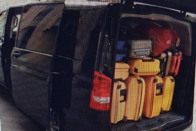 CDG - Disneyland paris Private Van Transfer from Paris CDG Airports to Disney - Value for Money with Group Discounts and All-Inclusive Pricing