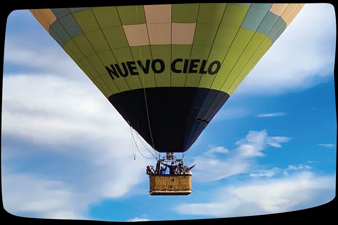CDMX balloon flight, breakfast, pickup and visit to Teotihuacán - Exciting Hot Air Balloon Flight Over Teotihuacán with Breakfast and Cultural Stops