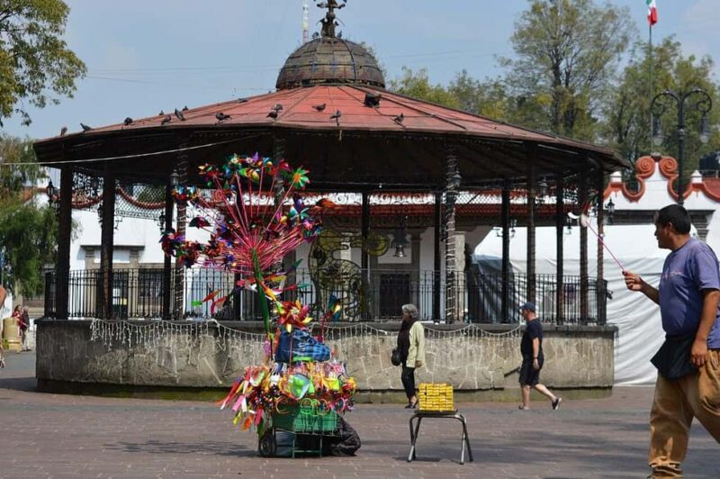 CDMX: Coyoacán, UNAM, Xochimilco, and optional Frida Kahlo Museum - The Charm of Coyoacán’s Colonial Streets