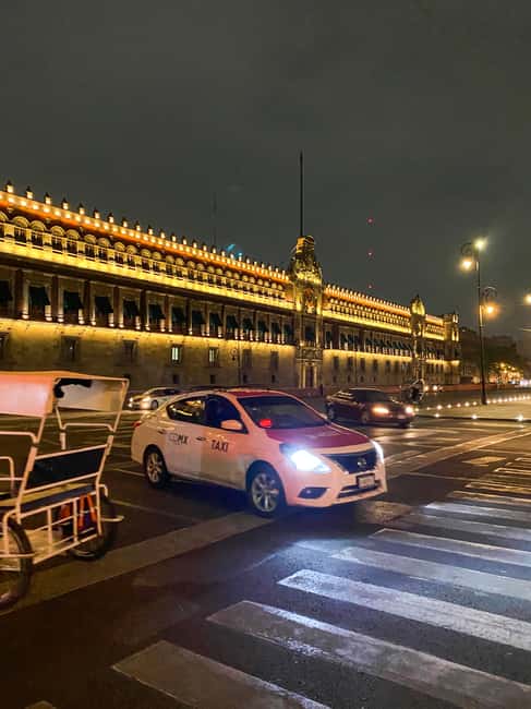 CDMX: Night tour with optional Torre Latino - Discovering the Historic Central District: Casa de los Azulejos and More