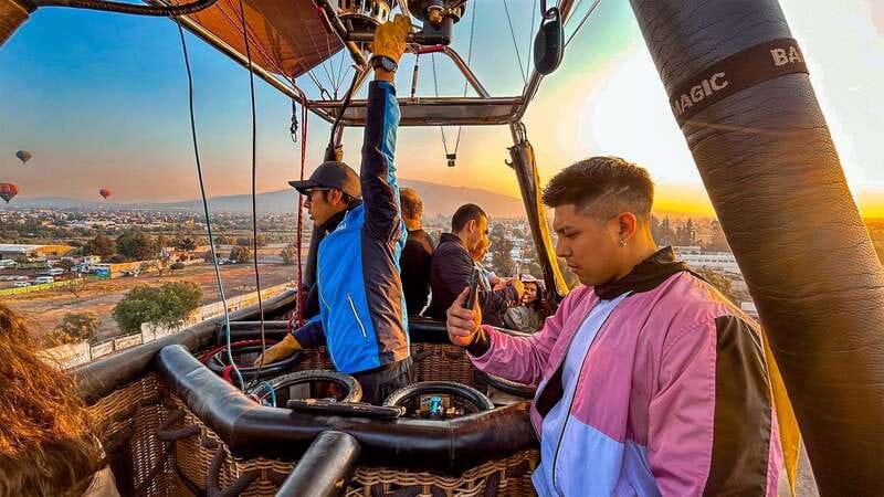 CDMX: Teotihuacan Balloon Flight with Optional Pyramids Tour - How the Tour Begins: Meeting at the Balloon Port or Pickup
