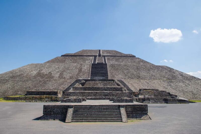 CDMX: Teotihuacan, Tlatelolco and Guadalupe Tour - Discover Mexico City’s Top Heritage and Religious Sites in One Day