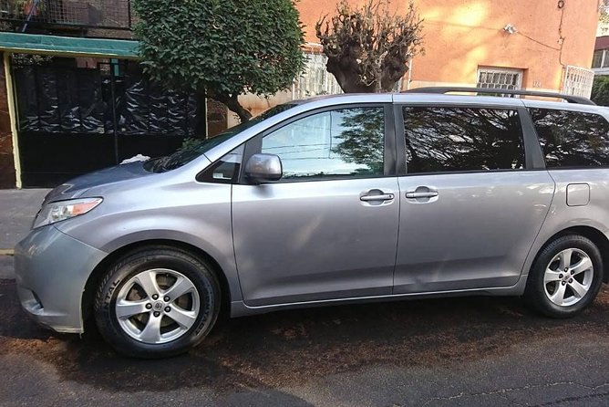 CDMX Transportation. Airport - Round trip. - Who Should Choose This Transfer Service?