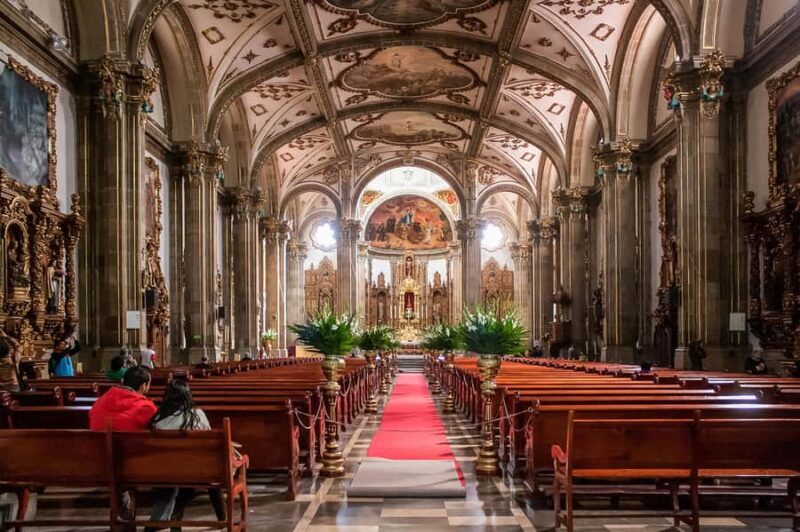 CDMX: Xochimilco, Coyoacan with Frida Kahlo & Optional Lunch - Savor Local Flavors with an Optional Traditional Lunch