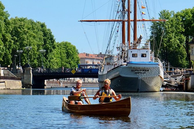 Cedar canoe tour in Klaipeda - ideal for Cruise Ship travelers. - Discover Klaipeda from a Unique Perspective with a Handcrafted Cedar Canoe Tour