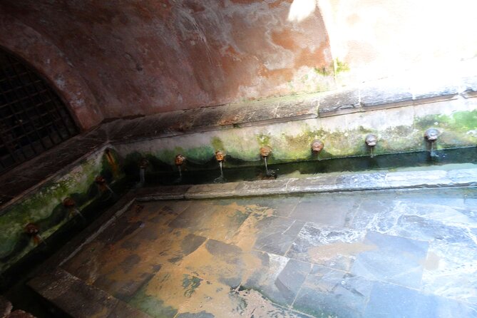 Cefalù: Guided Walking Tour & Cefalu Cathedral Mosaics - The Role of the Licensed Guide: Marisa’s Expertise and Warmth