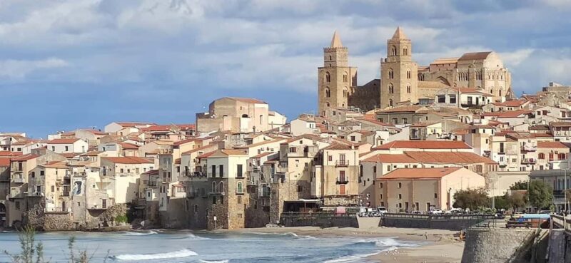 Cefalù tour by train: a journey between the sea and cultural treasures - Practical Details and Accessibility