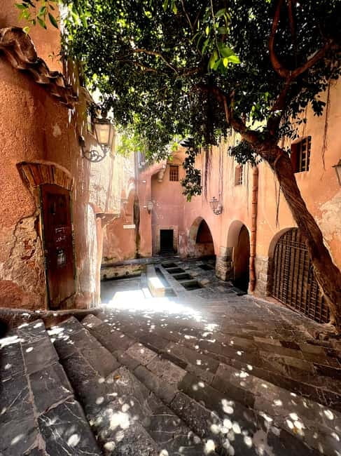 Cefalù: Walking Tour & Authentic Sicilian Aperitivo - Discover Cefalù’s Charm in Just 2.5 Hours