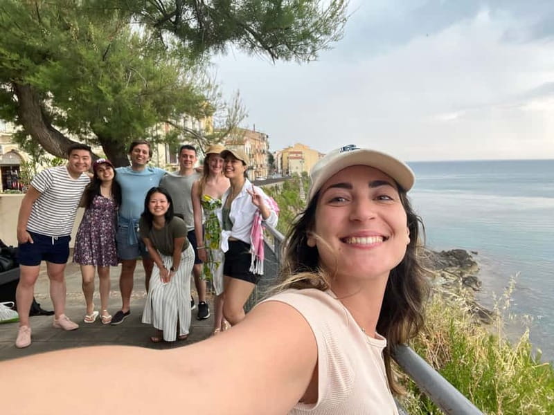 Cefalù: Walking Tour & Authentic Sicilian Aperitivo - Key Points