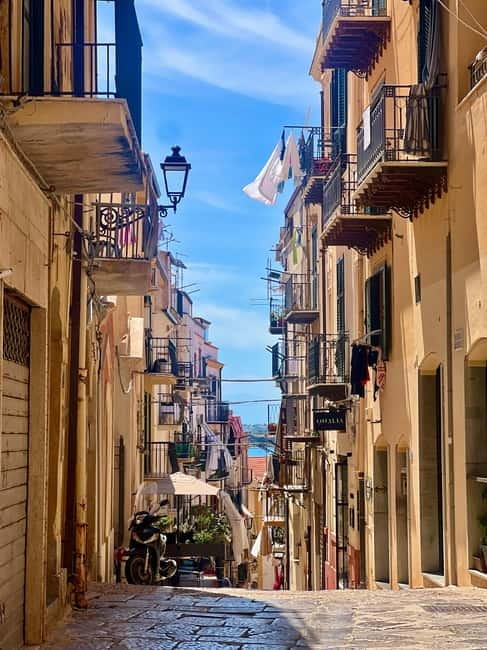 Cefalù: Walking Tour & Authentic Sicilian Aperitivo - Unique Cliffside Path and Scenic Overlooks