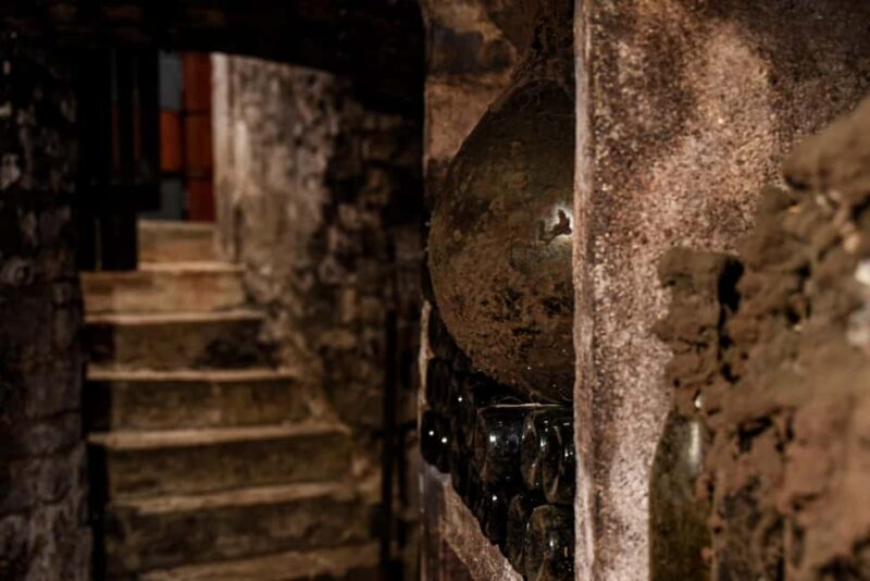 Cellar tour and tasting of the estate's wines in Saint Bris - Why This Tour Stands Out in Saint Bris