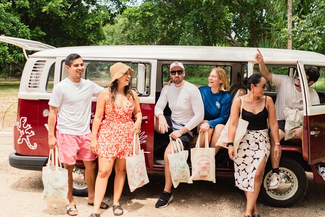 Cenotes roadtrip in classic van - Key Points