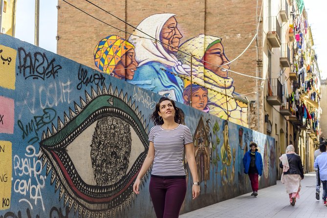 Censored Barcelona Tour - The Expert Guides and Their Style