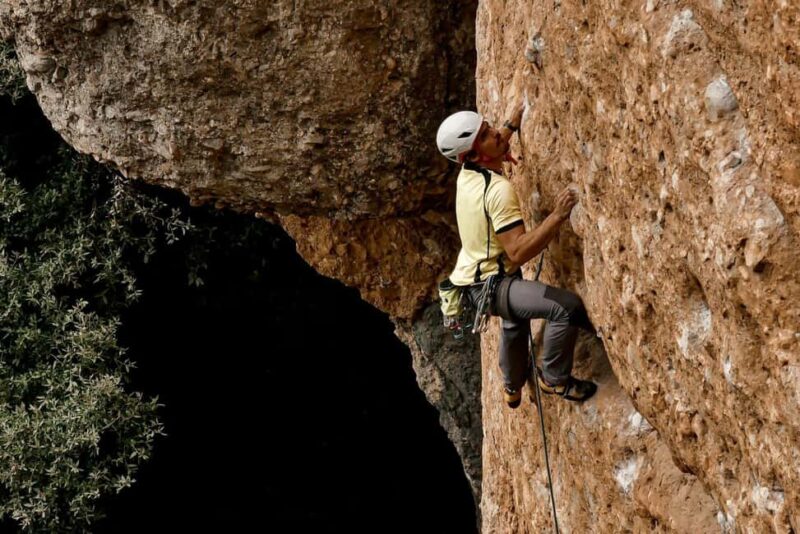 Centelles: Sport Climbing Baptism near Barcelona - Discover Sport Climbing in Centelles, Less Than an Hour from Barcelona