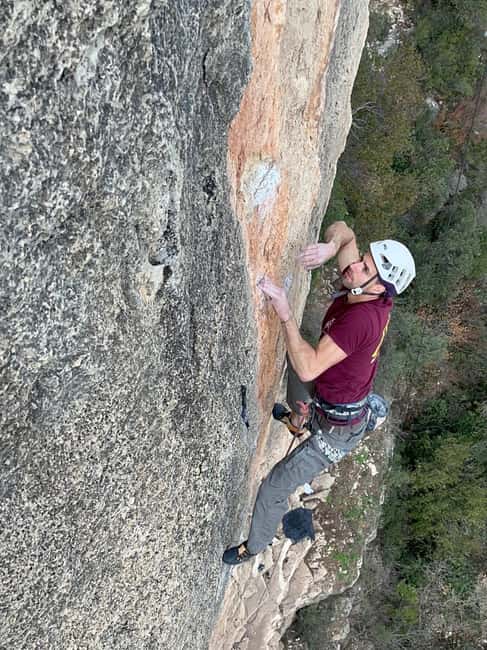 Centelles: Sport Climbing Baptism near Barcelona - Scenic Setting at Grau dels Matxos