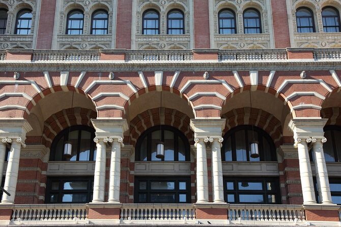 Center City Philadelphia Food Tour with Reading Market - Explore Philadelphia’s Foodie Heart with the Center City Food Tour