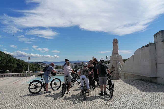 Central Lisbon E-Bike Tour - Exploring Parque Eduardo VII and Marquis of Pombal Square