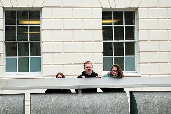 Central London City Exploration Game with Secret Squares - The Midway Pub Stop with Food and Drink Discounts