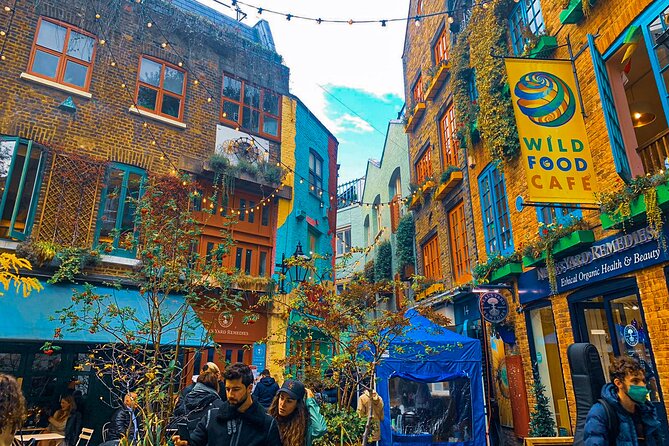 Central London City Exploration Game with Secret Squares - Ending in Sohos Vibrant Atmosphere