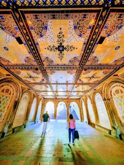 Central Park 5 Star Walking Tour led by Manhattan residents! - Explore Central Park with Local Experts and Unique Insights