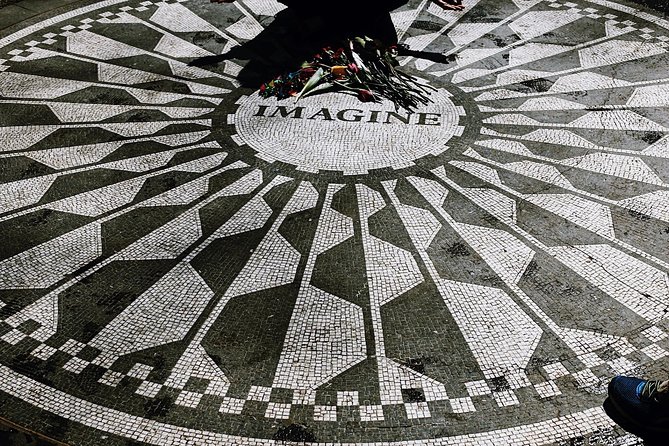 Central Park New York - Exclusive Guided Walking Tour - Artistic Elements and Public Art