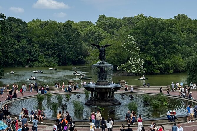 Central Park Pedicab Tour  Guided Ride with Stops - Key Points