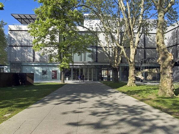 CERTAL Exclusive Tour: GUGGENHEIM Museum + BASQUE Menu Bilbao (4h) - An Immersive Cultural and Culinary Experience in Bilbao