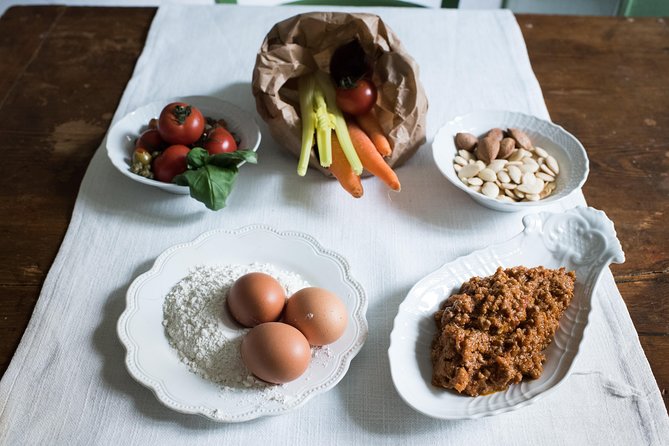 Cesarine: Home Cooking Class & Meal with a Local in La Spezia - What Makes This Tour Stand Out: Personal Touch and Regional Focus