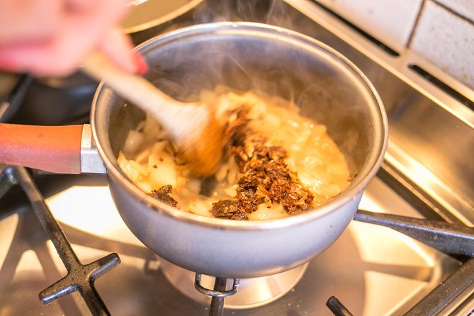 Cesarine: Home Cooking Class & Meal with a Local in Venice - The Personal Touch of a Local Cesarina