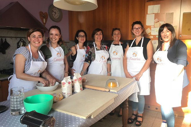 Cesarine: Pasta & Tiramisu Class at a Local's Home in Venice - Discover a Private Venetian Cooking Class in a Local Home