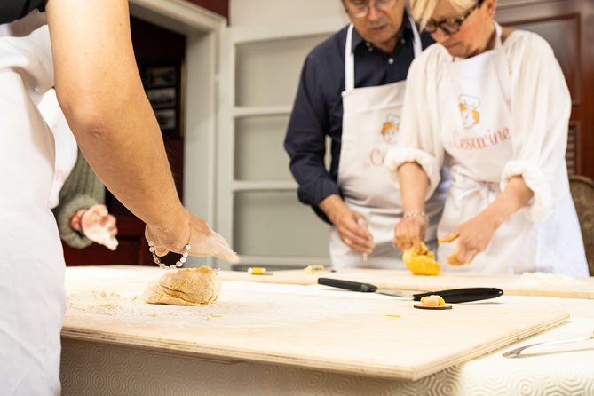 Cesarine: Small group Pasta and Tiramisu class in Catania - Discover the Charm of a Small-Group Pasta and Tiramisu Class in Catania
