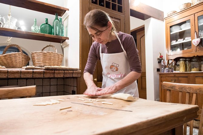 Cesarine: Small group Pasta and Tiramisu class in Lake Garda - Warm Welcome and Authentic Atmosphere