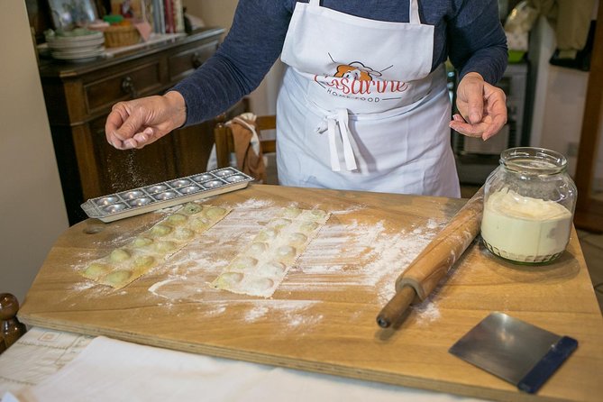 Cesarine: Small group Pasta and Tiramisu class in Montepulciano - Making Pasta: From dough to shape with local flair