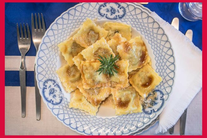 Cesarine: Typical Dining & Cooking Demo at Local's Home in Turin - Key Points