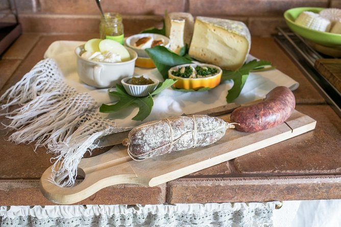 Cesarine: Typical Dining & Cooking Demo at Local's Home in Turin - Logistics: Meeting Point and Private Atmosphere