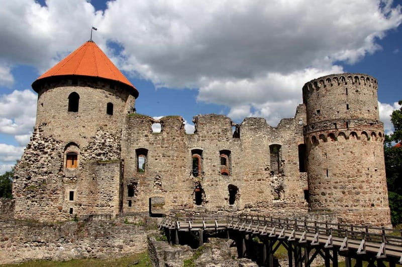 Cesis: Medieval heritage and natural treasures - From Riga to Latvia’s Third Oldest Town