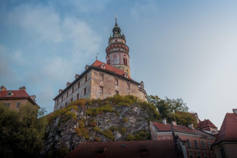 Cesky Krumlov: Insta-Perfect Walk with a Local - Meeting Point and Tour Logistics at the Moldavite Museum