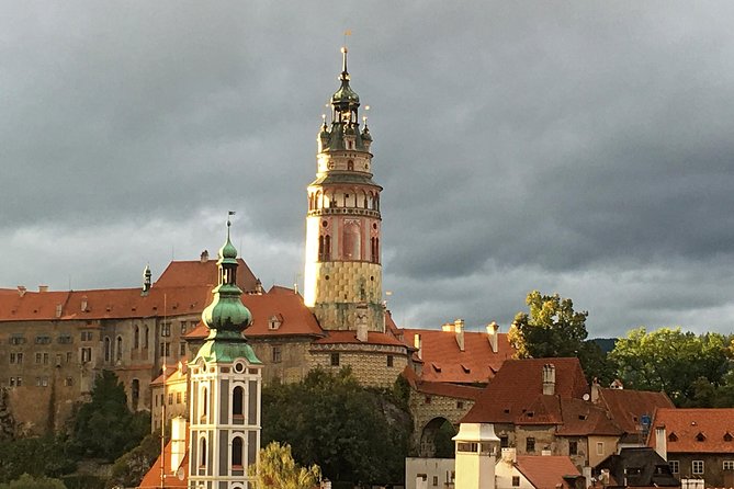 Cesky Krumlov Old Town Private Walking Tour - Weather Considerations and Tour Comfort