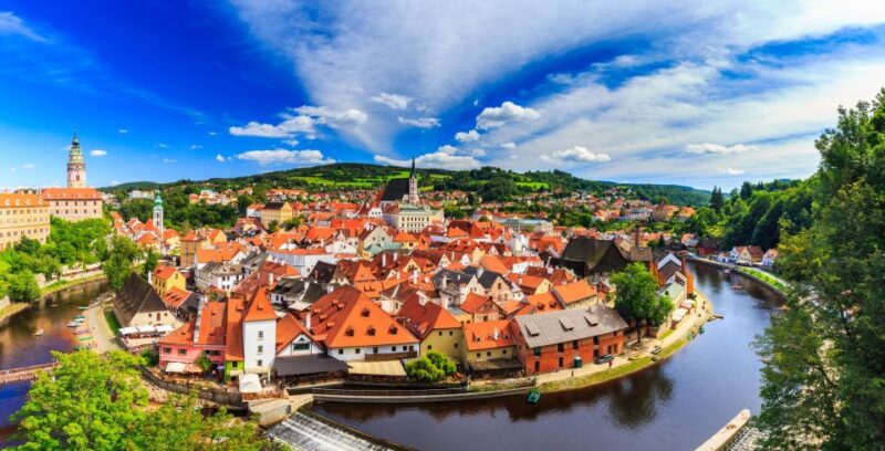 Cesky Krumlov Private Tour From Prague - Who Should Consider This Tour?