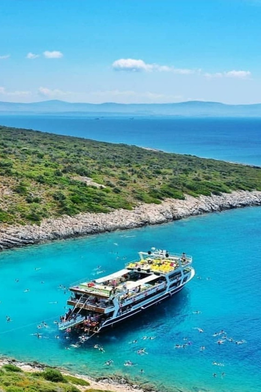 Cesme: Islands and Bays Boat Trip with BBQ Lunch - BBQ Lunch: A Tasty Break in the Sun