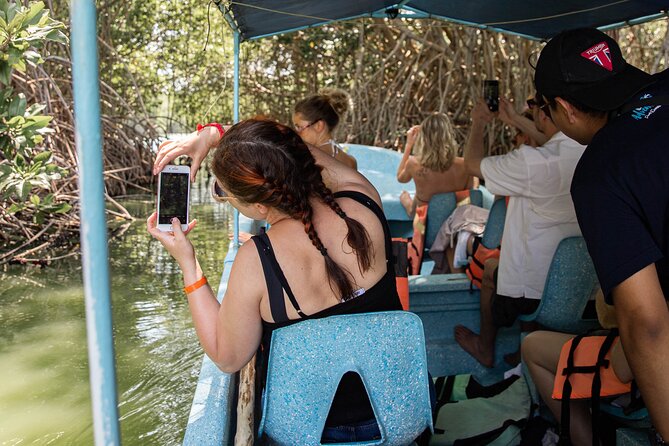 Chacahua National Park - Wildlife Encounters and Natural Ecosystems of Chacahua