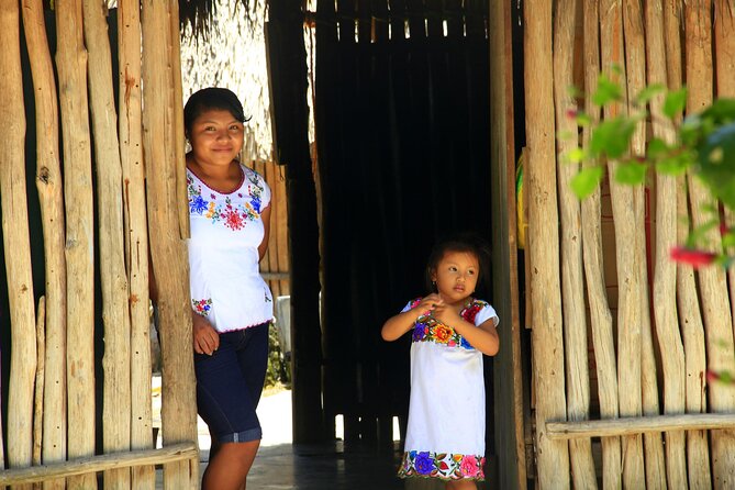 Chacchoben Mayan Ruins and Authentic Mayan Experience Combo Tour - Culinary Experience: Traditional Mayan Dishes with Local Ingredients