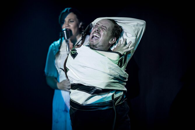 Chamber of Secrets Skip the Line Ticket - The Performers: Talented and Engaging