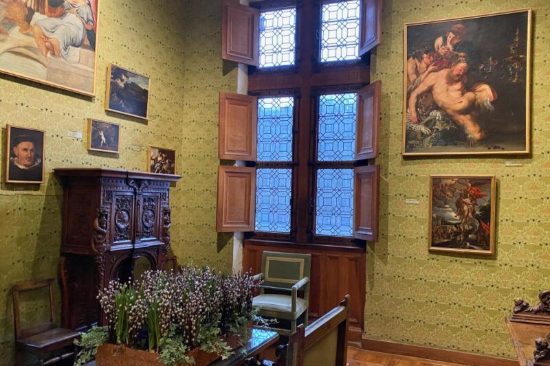 Chambord, Chenonceau, Da Vinci Castle Tour from Paris - Exploring Château de Chenonceau and Its Gardens