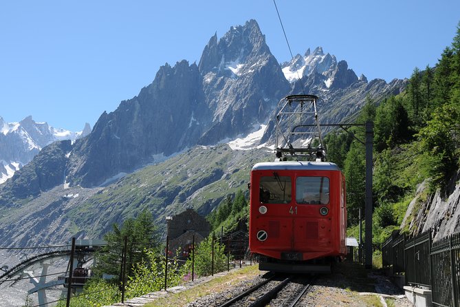 Chamonix and Mont Blanc Day Trip from Geneva - Visiting the Statues of the Famous Alpinists