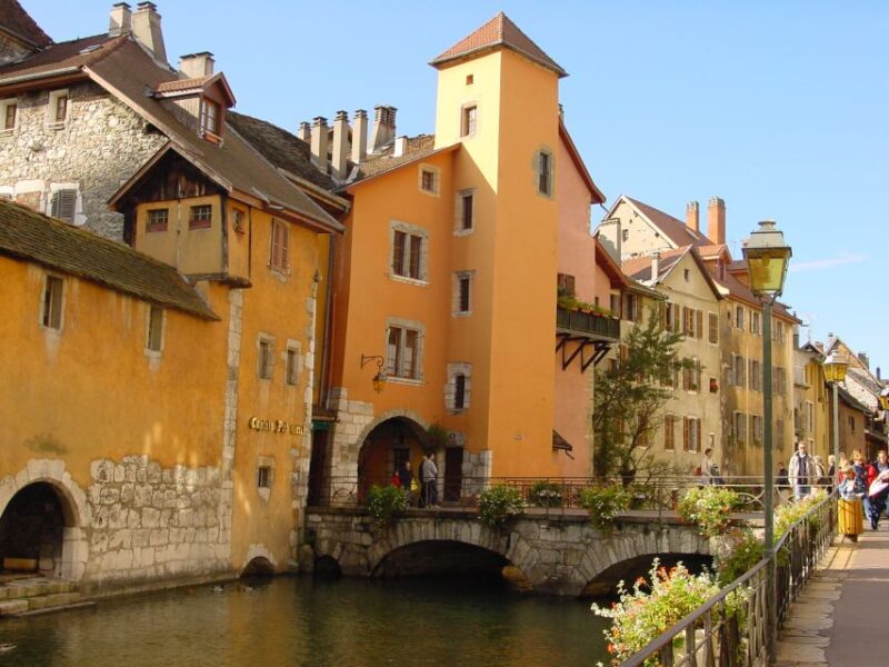 Chamonix Mont-Blanc and Annecy Sightseeing Trip - Guided Tour of Annecy’s Old Town and Markets